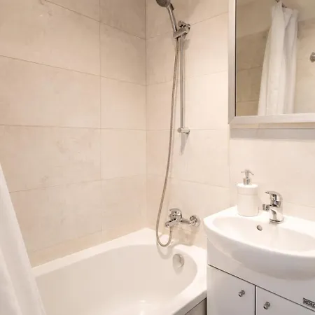 Piotrapartments - Mokotow Bruna - Prime Mokotow Location Apartment