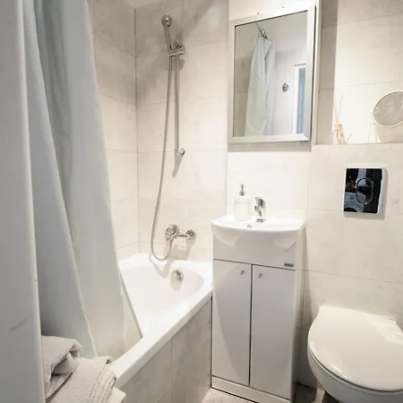 Piotrapartments - Bruna *